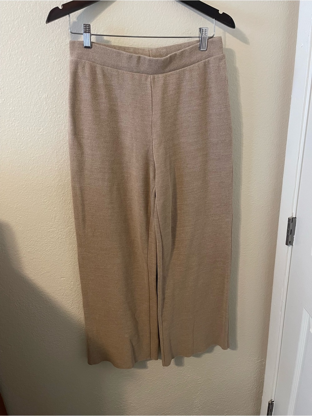Wide-Leg Knit Pants in Light Taupe